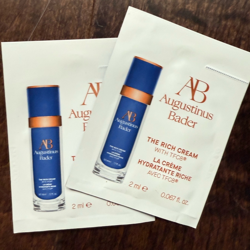 FREE with Purchase Augustinus Bader The Rich Cream Samples 2ml X 2